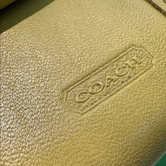 Vintage Coach 7219 kiwi Multifunction Purse Wallet - Picture 5 of 9